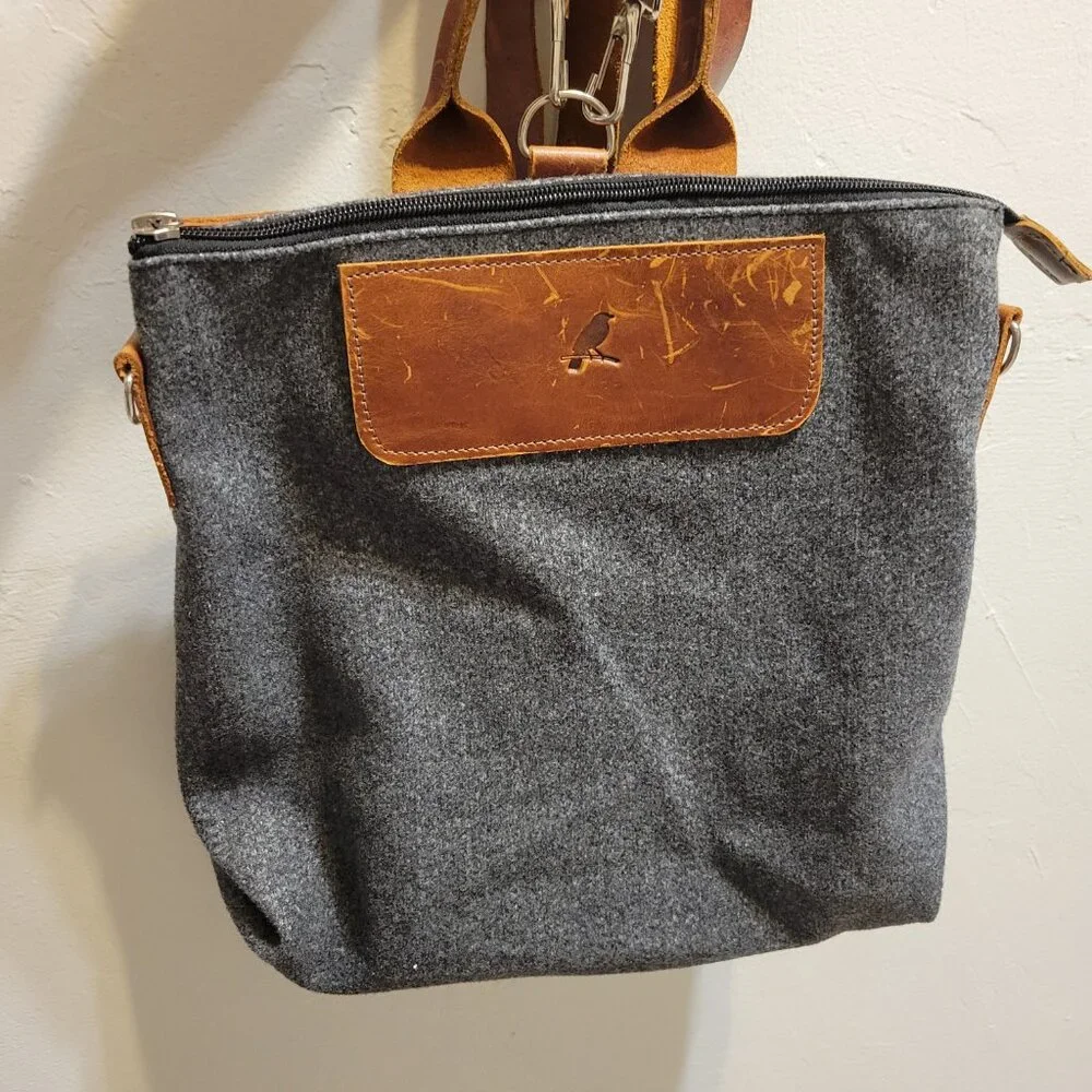 Better Way wool & leather backpack - Picture 3 of 4